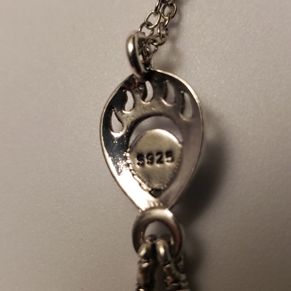 Silver Plated Feather Paw Necklace - Picture 4 of 4